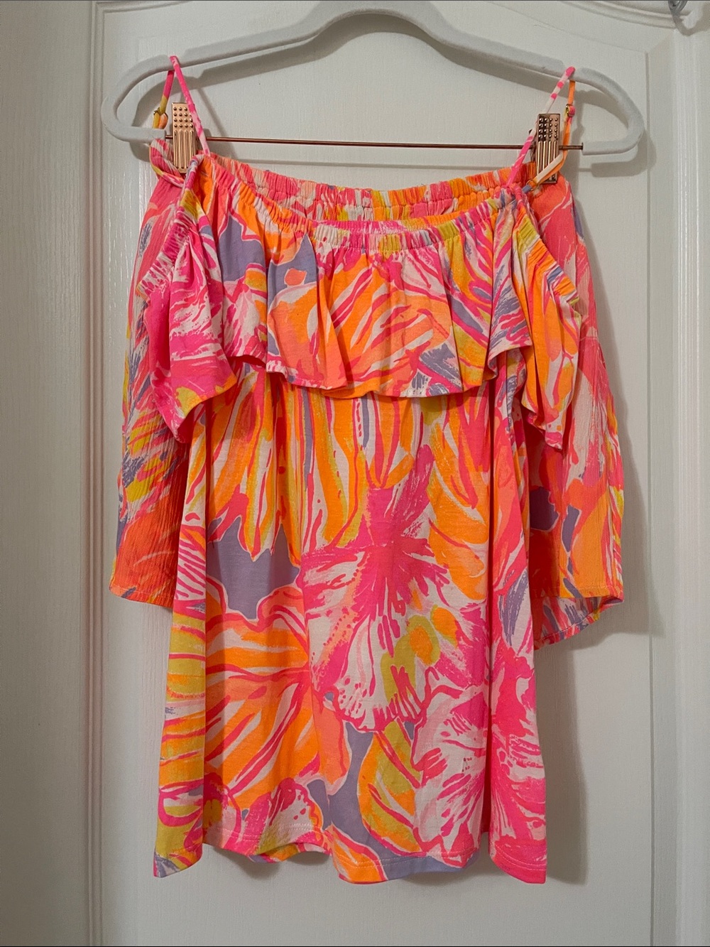 Lilly Pulitzer SET shorts & top size small EUC